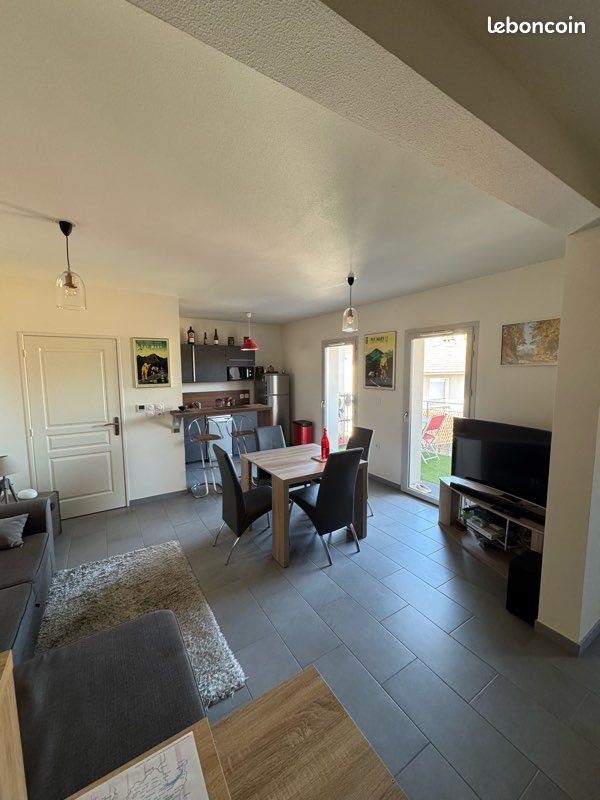 Appartement à vendre, 66m², Arpajon-sur-Cère