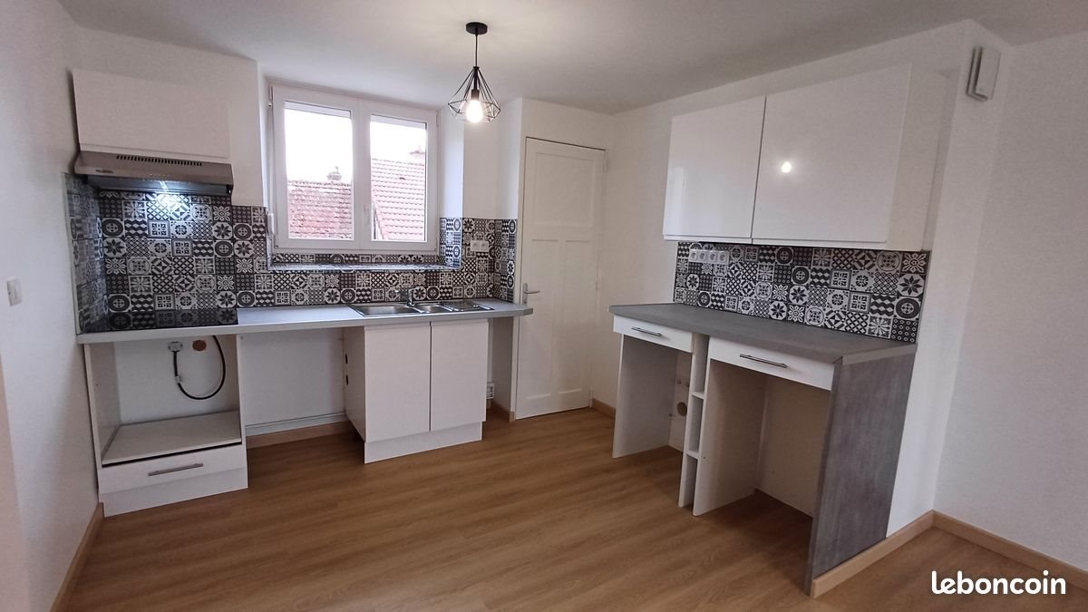 Appartement à louer, 59m², Bologne