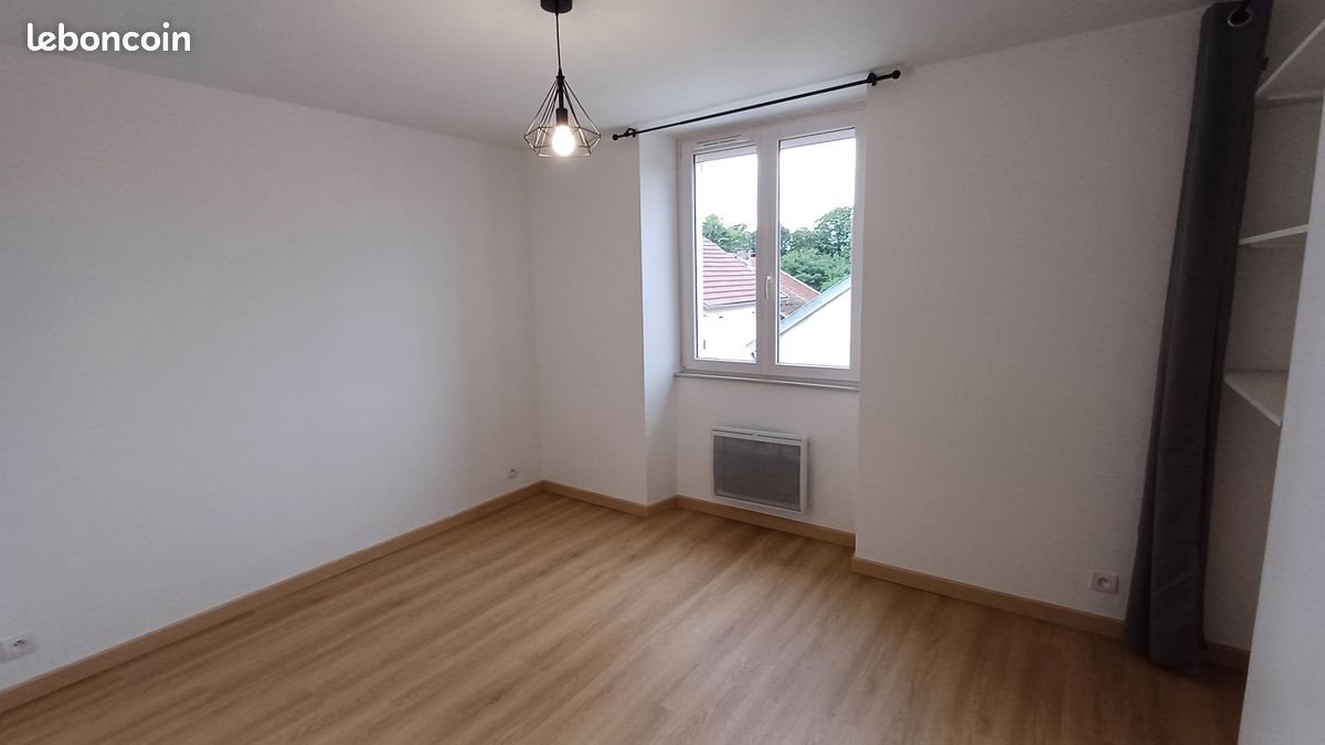 Appartement à louer, 59m², Bologne