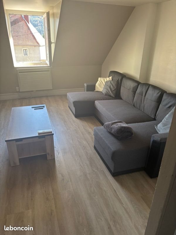 Appartement à louer, 85m², Mouthe