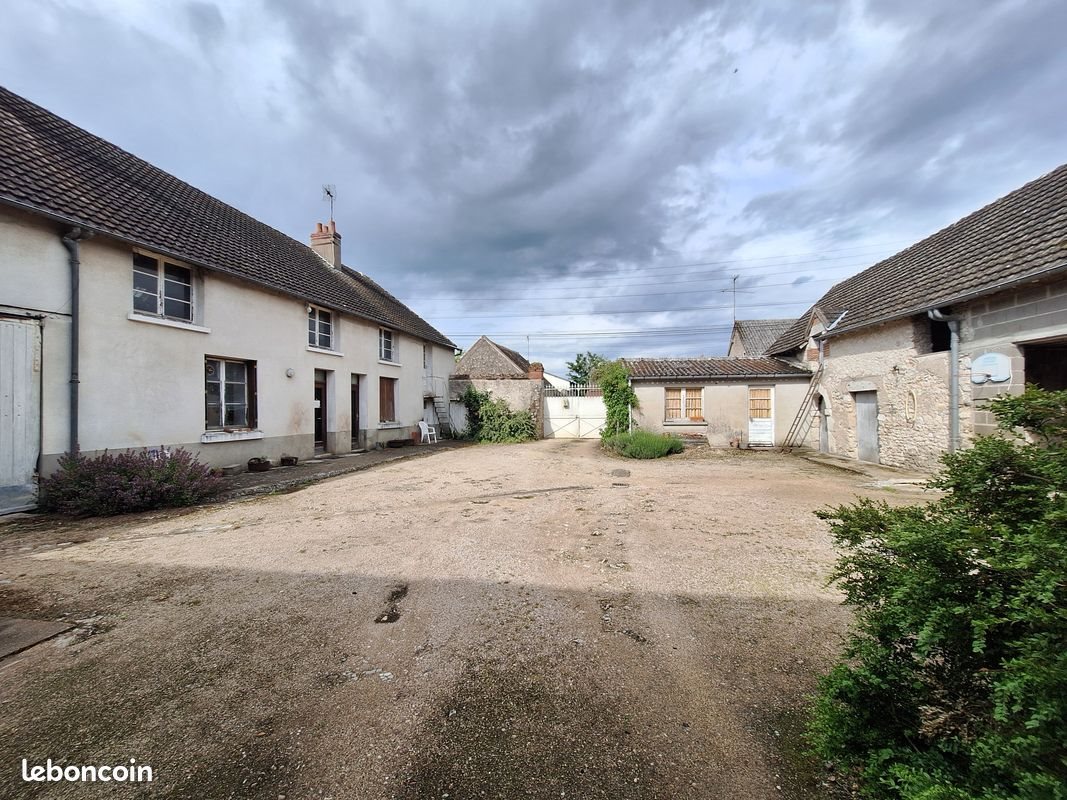Maison à vendre, 85m², Saint-Claude-de-Diray