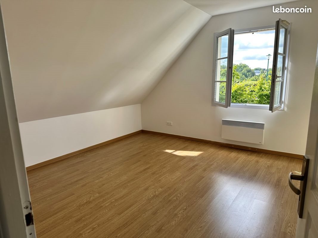 Maison à louer, 113m², Perrusson