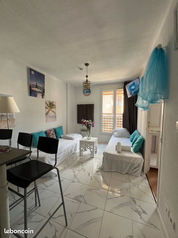 Appartement à louer, 27m², La Londe-les-Maures