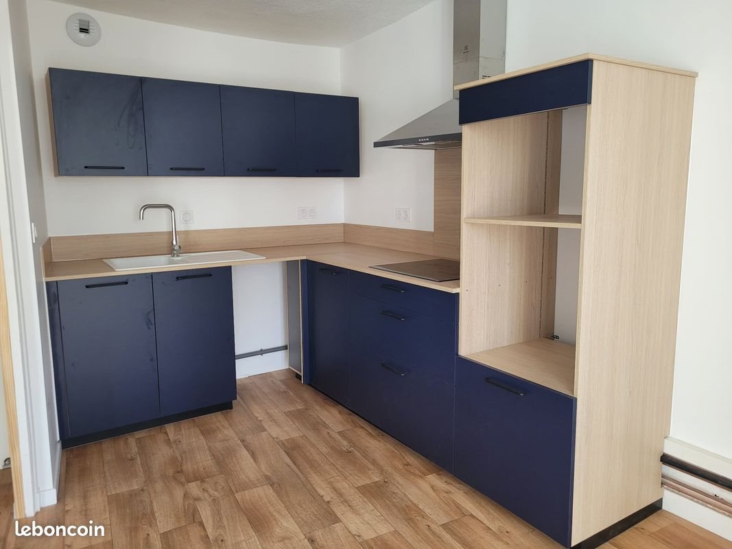 Appartement à louer, 68m², Brives-Charensac