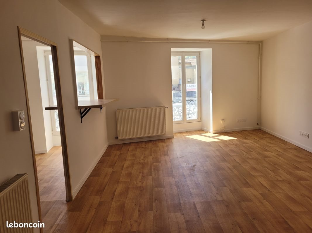 Appartement à louer, 68m², Brives-Charensac