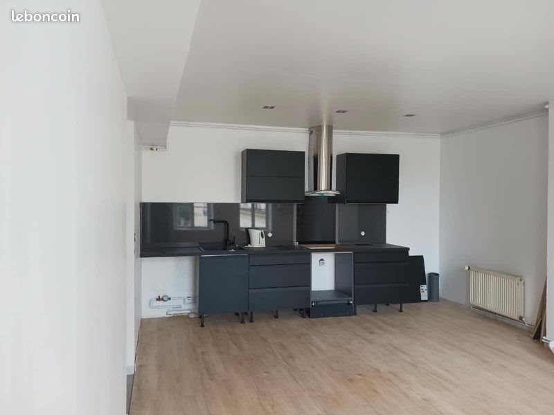 Appartement à louer, 55m², Sedan