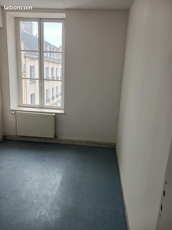 Appartement à louer, 55m², Sedan