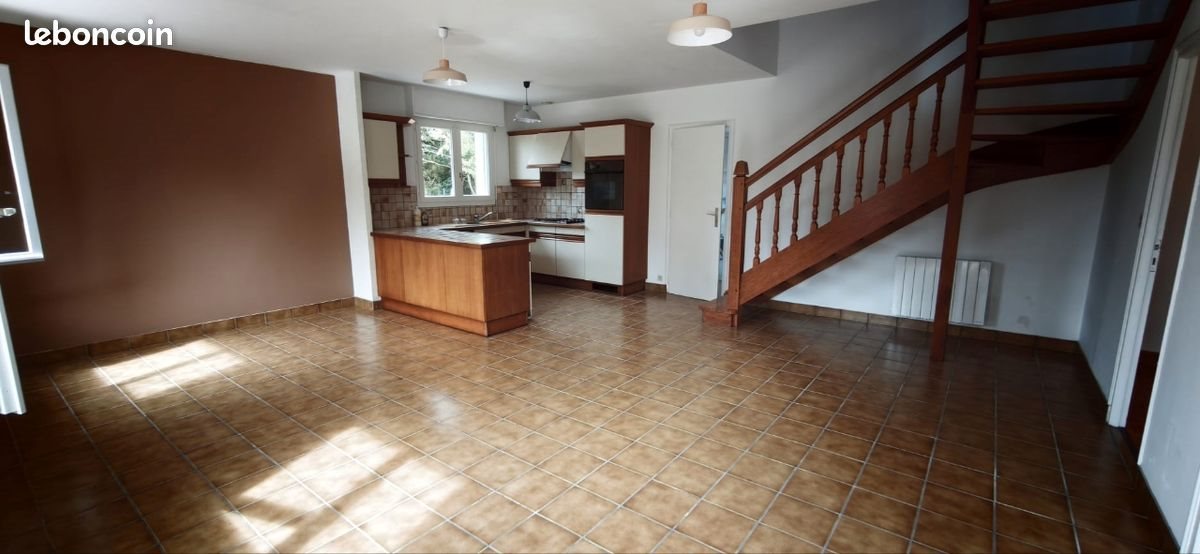 Maison à louer, 100m², Plonéour-Lanvern