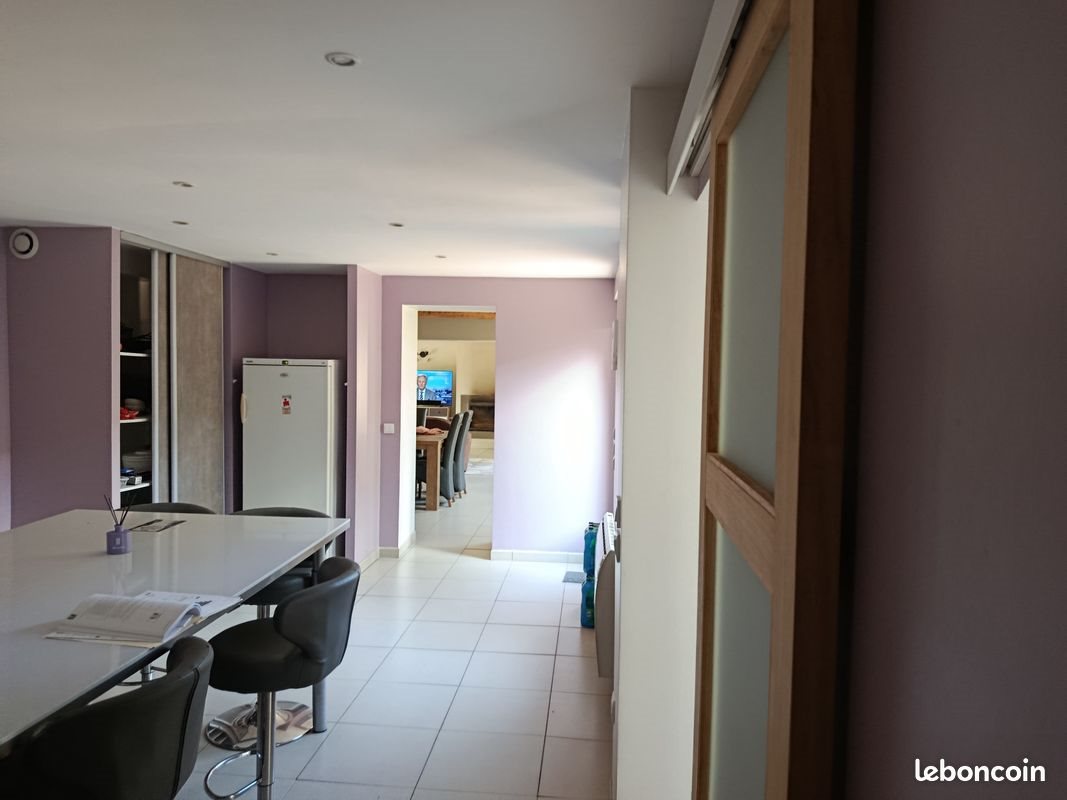 Maison à louer, 180m², Jaux
