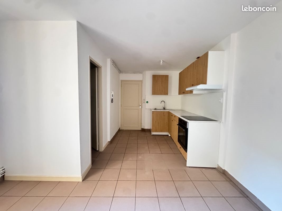 Appartement à louer, 88m², Carcassonne