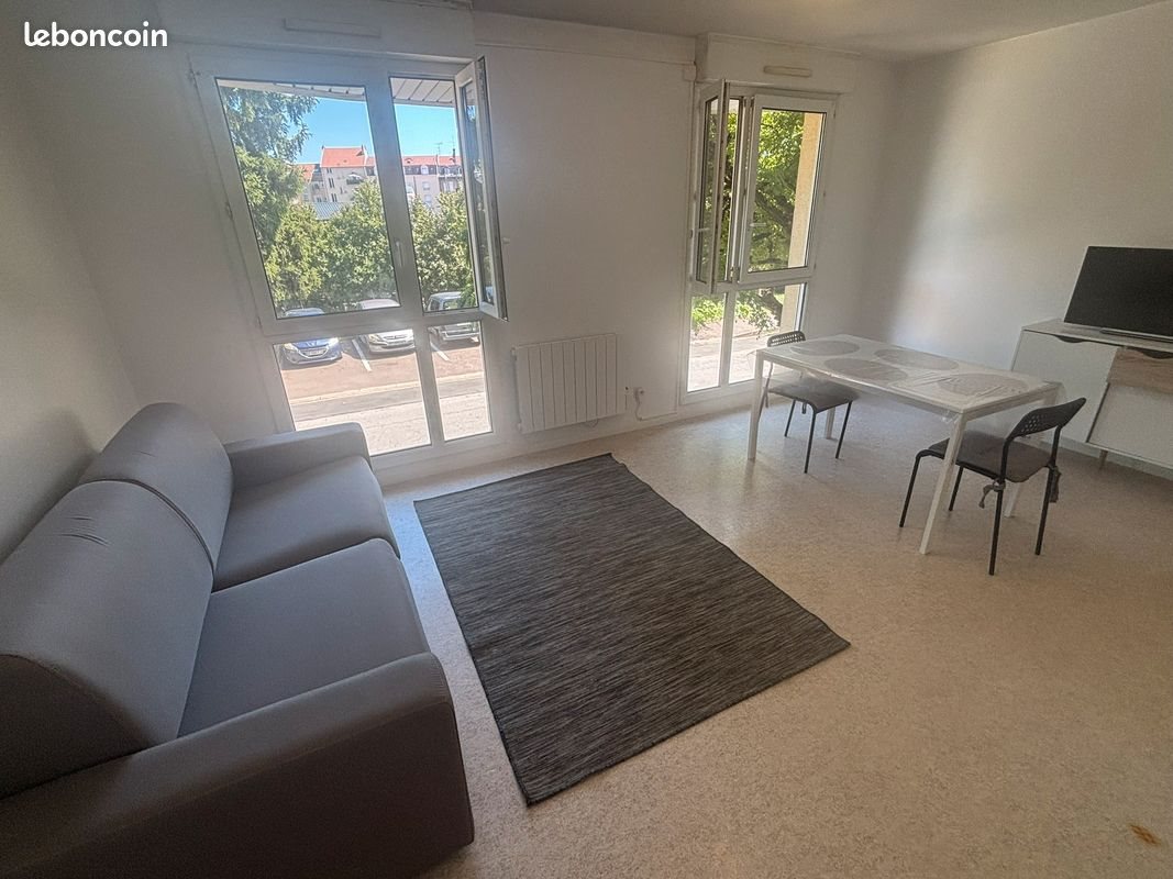 Appartement à louer, 28m², Metz