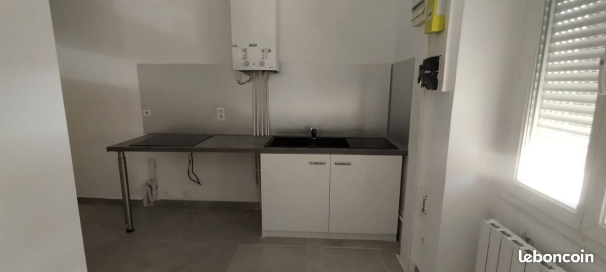 Appartement à louer, 83m², Alès