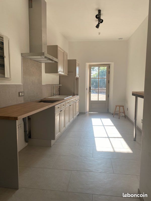 Appartement à louer, 92m², Gargas
