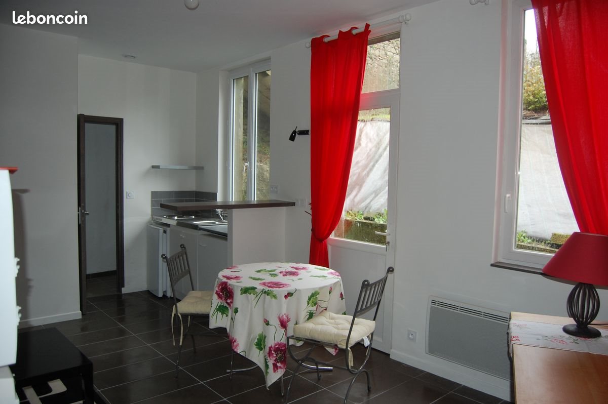 Appartement à louer, 18m², Rostrenen