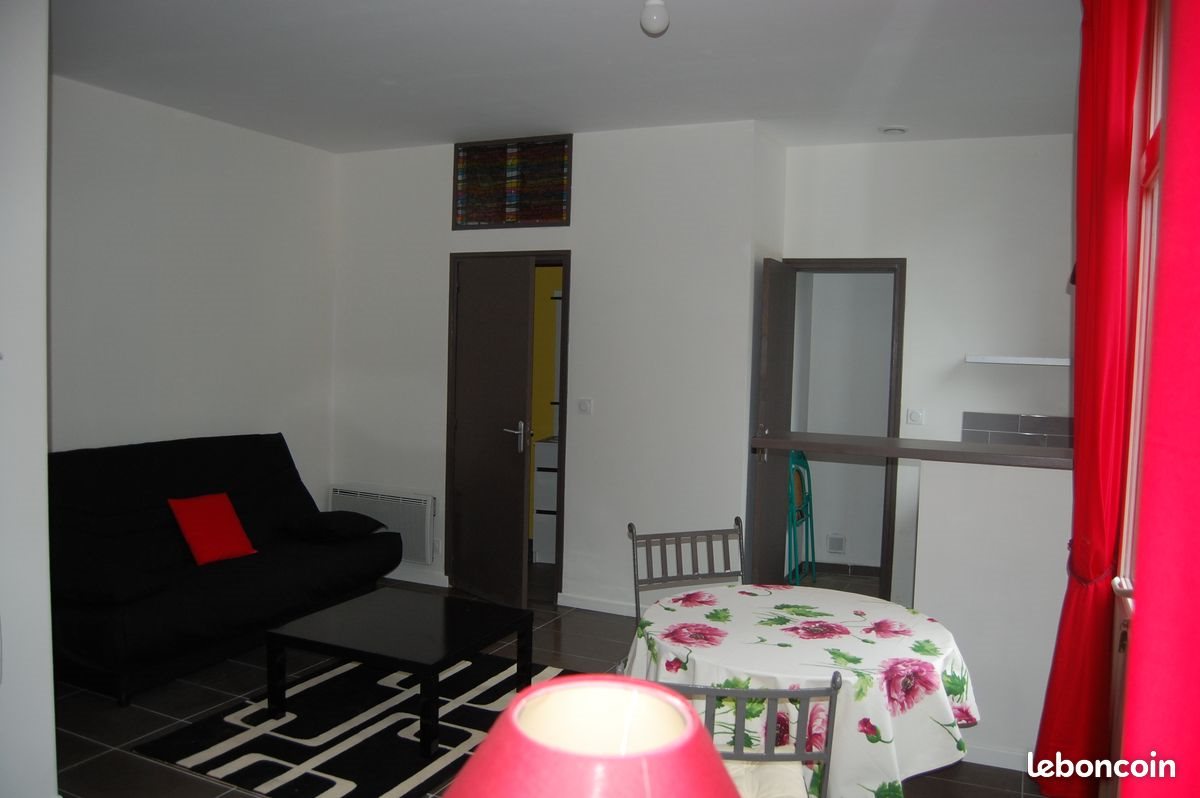 Appartement à louer, 18m², Rostrenen