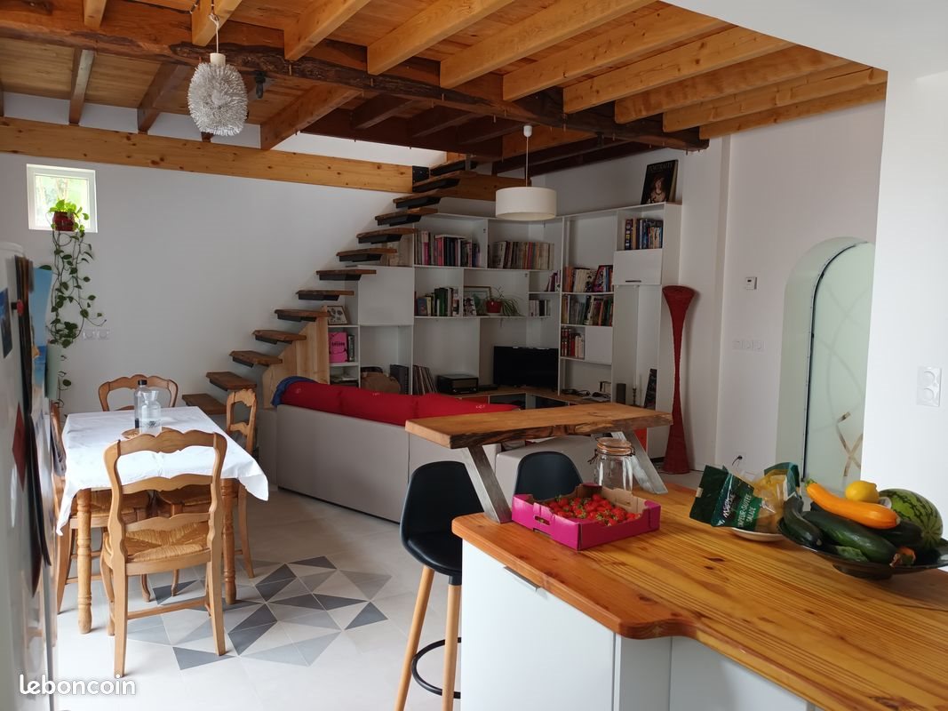 Maison à vendre, 110m², Saint-Genis-de-Saintonge
