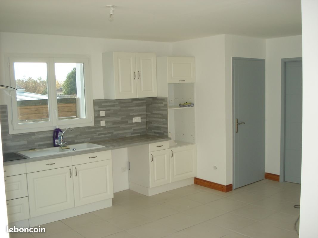 Maison à louer, 129m², Sainte-Soulle