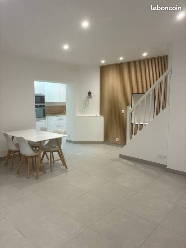 Maison à vendre, 81m², Nîmes