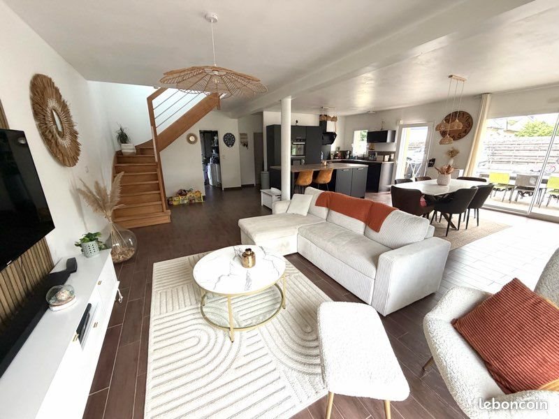 Maison à vendre, 136m², Tonquédec