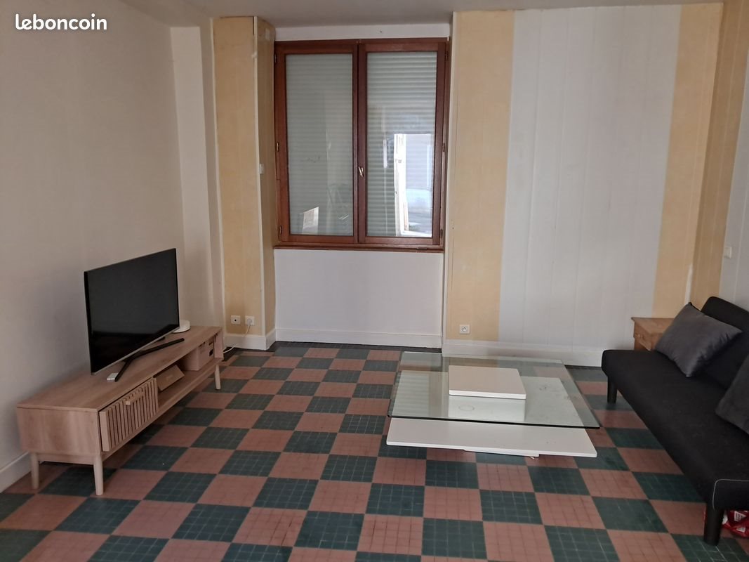 Appartement à louer, 28m², Varennes-sur-Allier