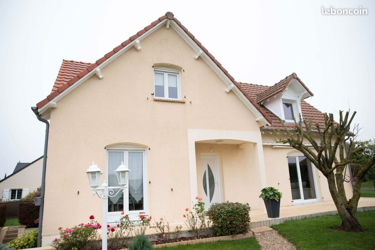 Maison à vendre, 174m², La Rivière-de-Corps