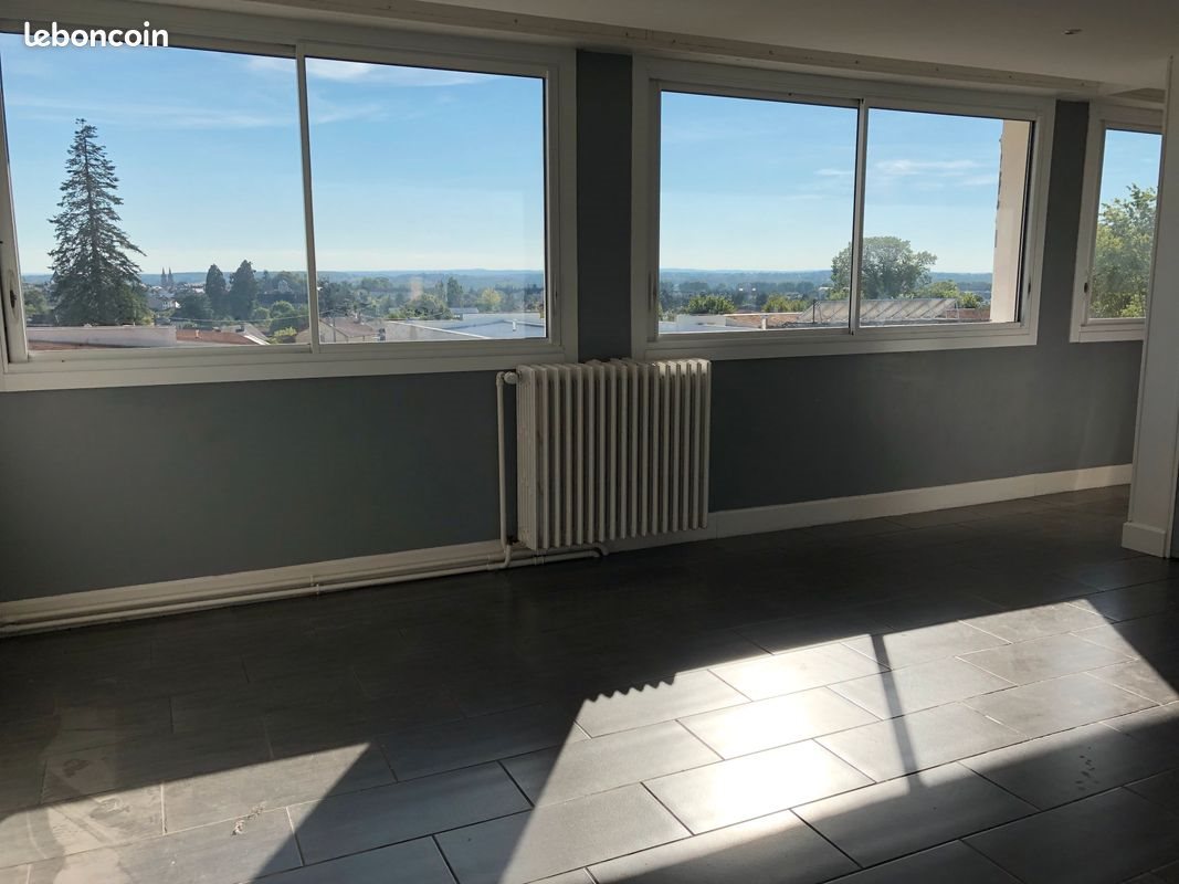 Appartement à louer, 45m², Moulins