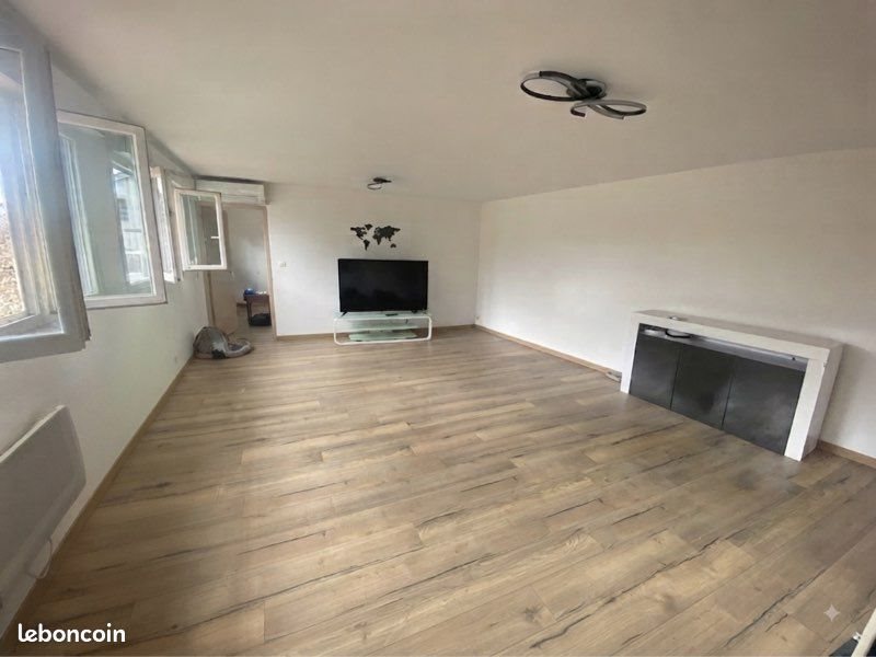 Appartement à louer, 74m², Cazères