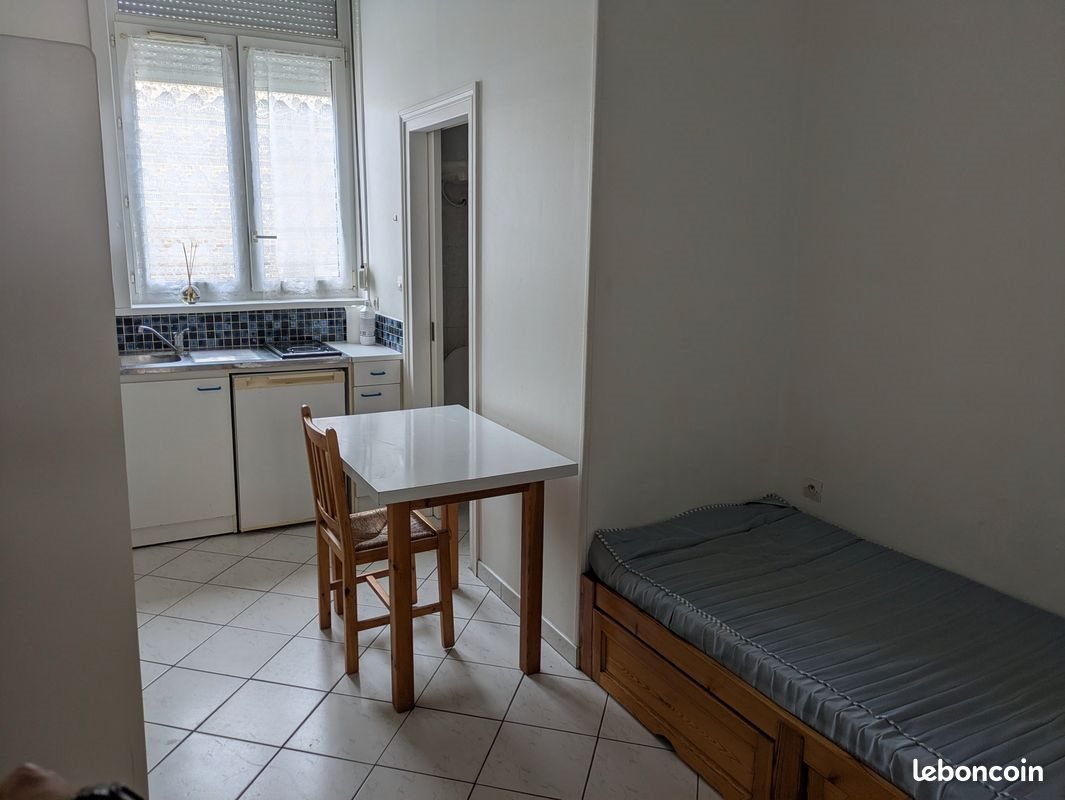 Appartement à louer, 12m², Calais