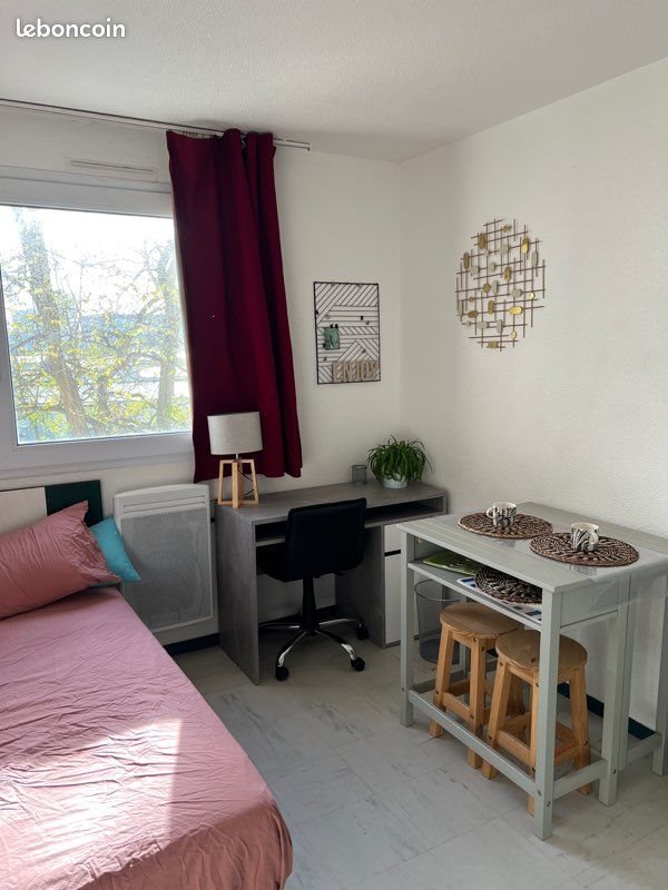 Appartement à louer, 16m², Saint-Nazaire