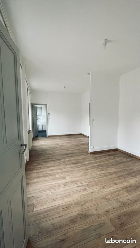 Appartement à louer, 70m², Crest