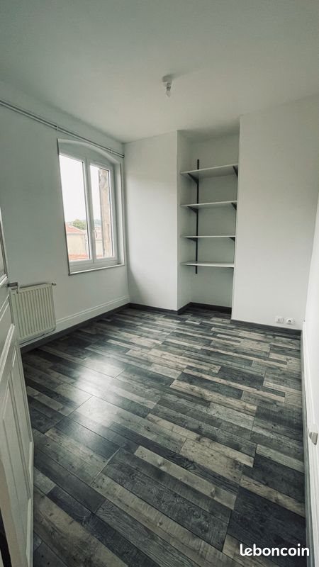 Appartement à louer, 70m², Crest