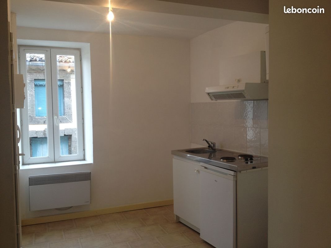 Appartement à louer, 16m², Vias