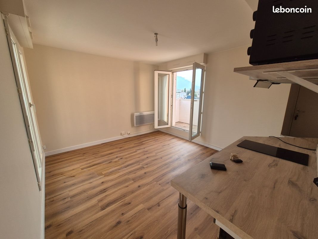 Appartement à louer, 30m², Grenoble