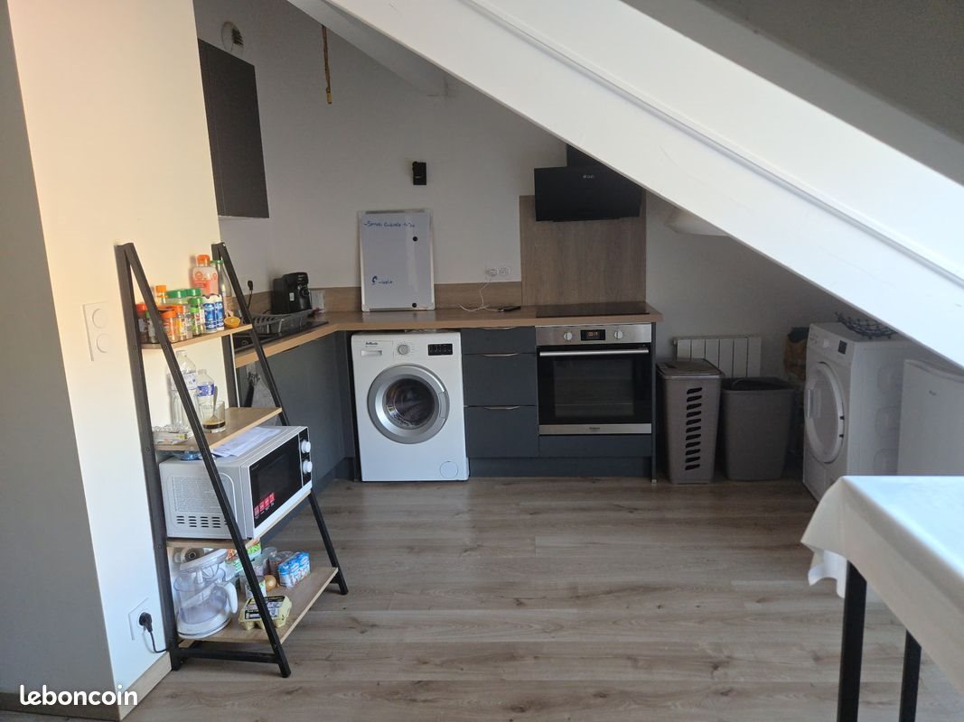 Appartement à louer, 41m², Aguessac
