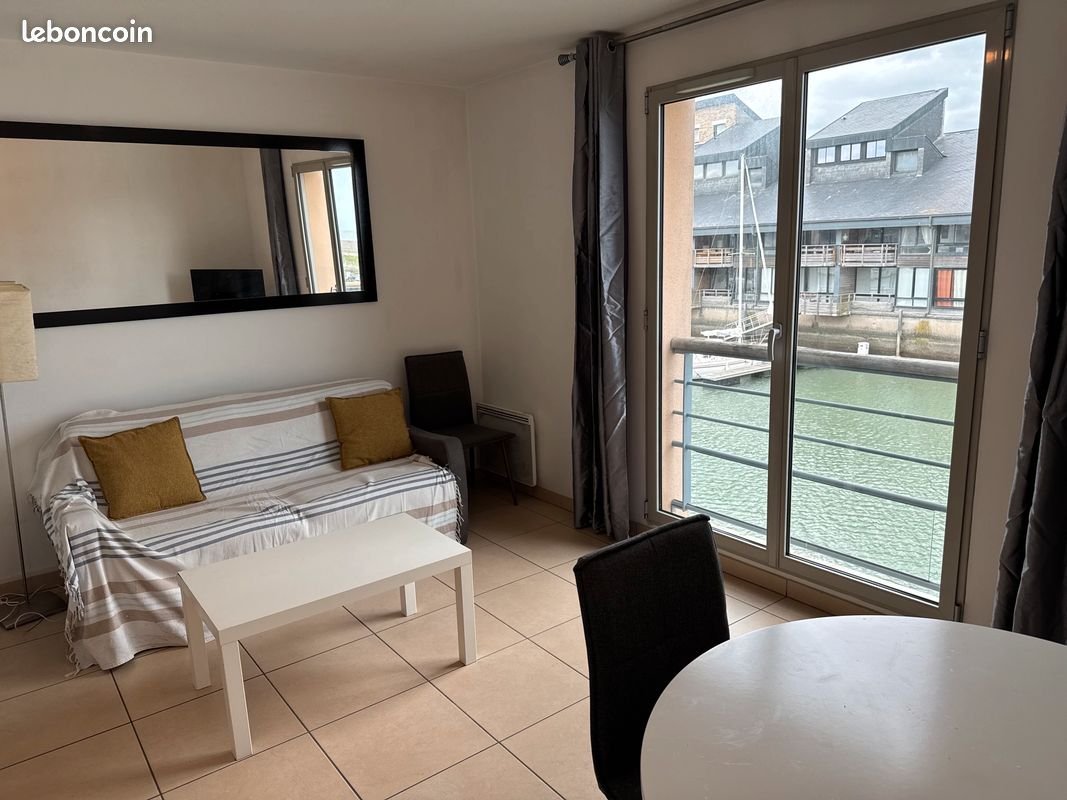 Appartement à louer, 27m², Deauville
