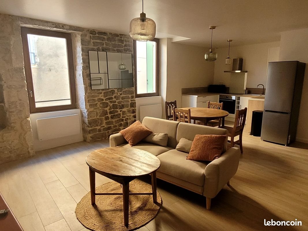 Appartement à louer, 72m², Calvisson