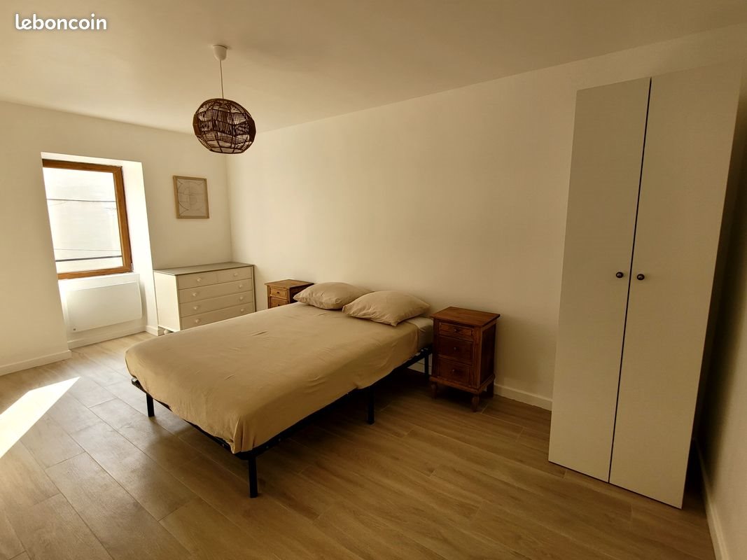 Appartement à louer, 72m², Calvisson