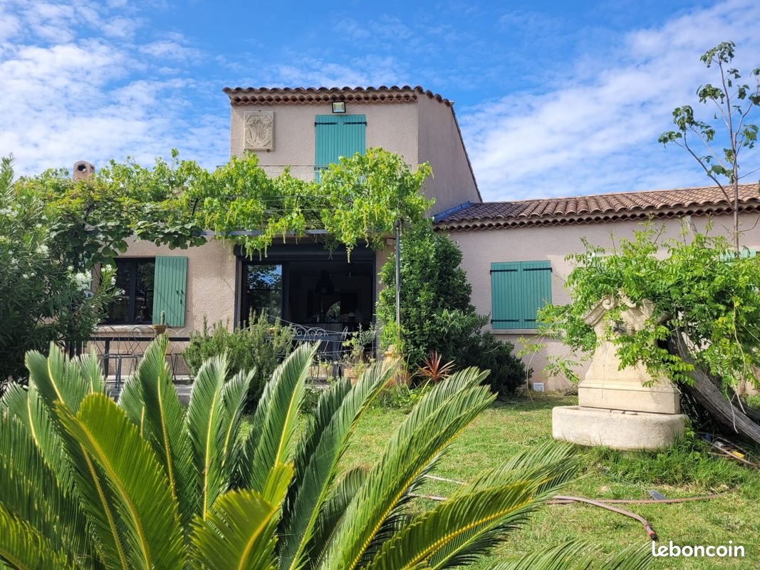 Maison à louer, 180m², La Fare-les-Oliviers