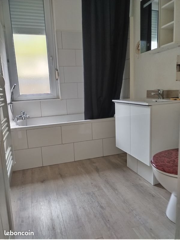 Appartement à louer, 35m², La Monnerie-le-Montel