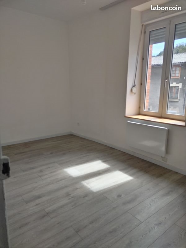 Appartement à louer, 35m², La Monnerie-le-Montel