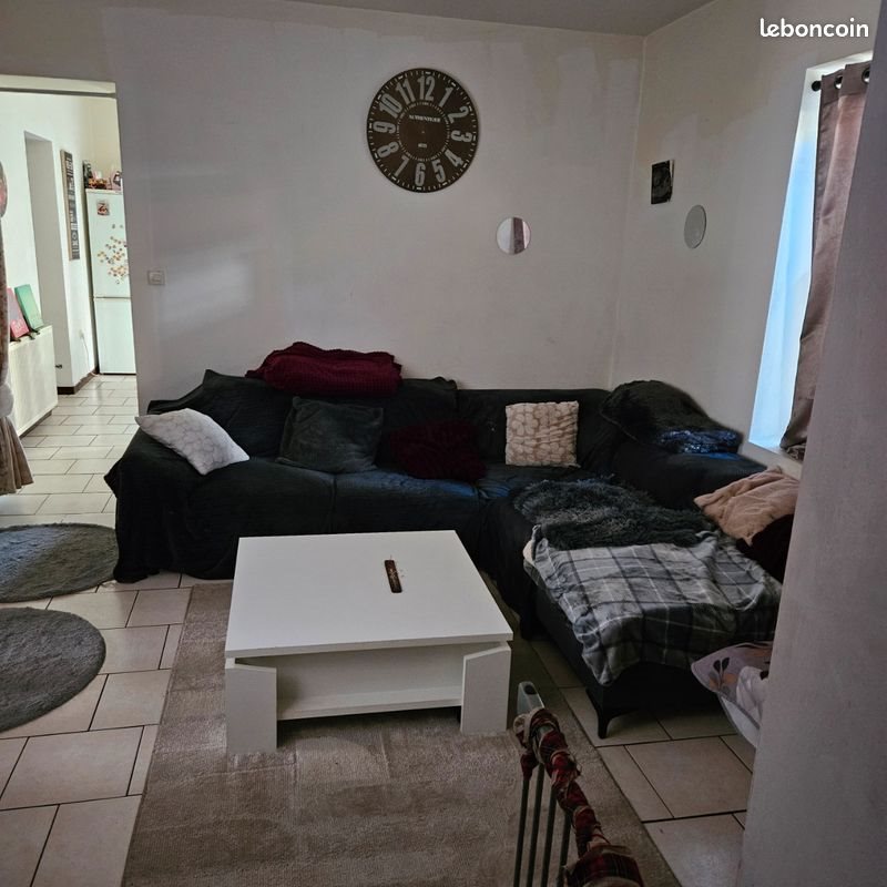 Maison à louer, 80m², Longuyon