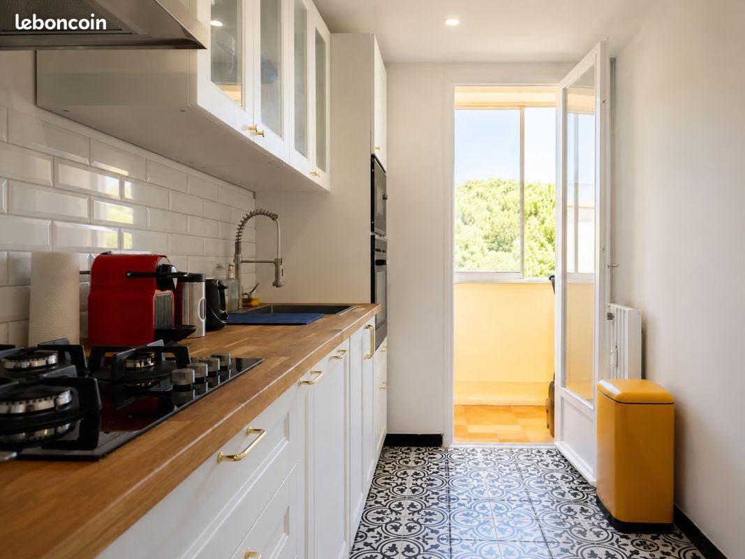 Appartement à louer, 80m², Hyères