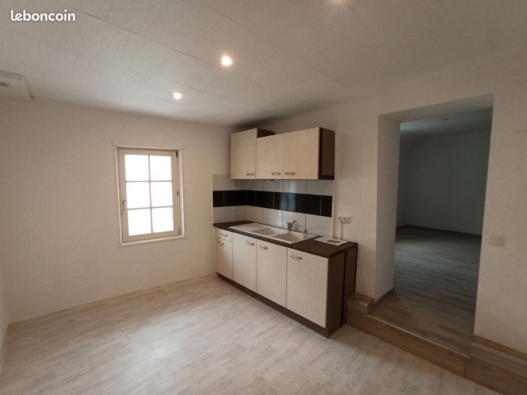 Appartement à louer, 60m², Orgelet