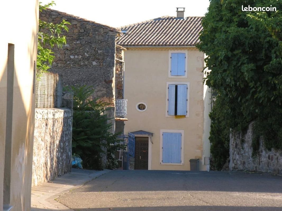 Appartement à louer, 65m², Saint-Victor-la-Coste
