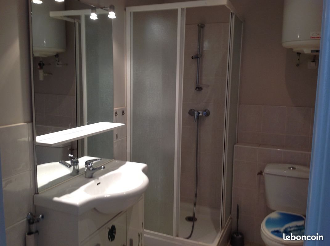 Appartement à louer, 38m², Nans-les-Pins