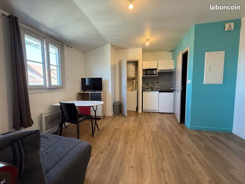 Appartement à louer, 40m², Lons-le-Saunier