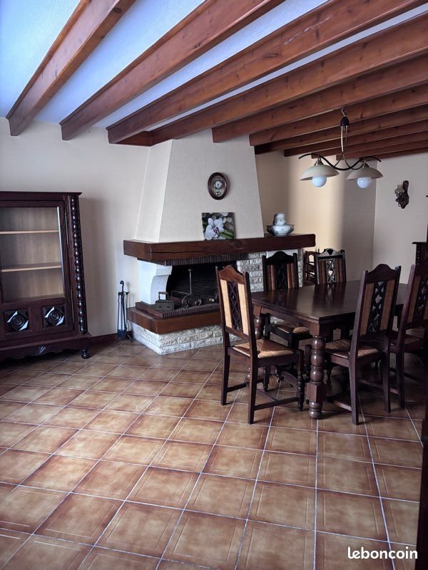 Maison à louer, 80m², Villeneuve-la-Comtesse