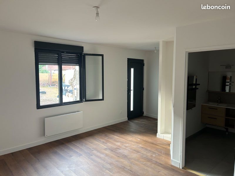 Appartement à louer, 26m², Pont-de-Metz