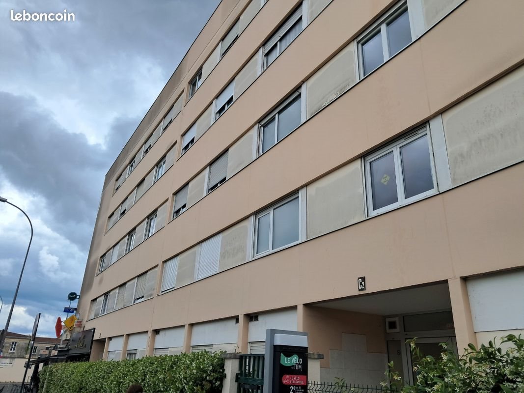 Appartement à louer, 16m², Talence
