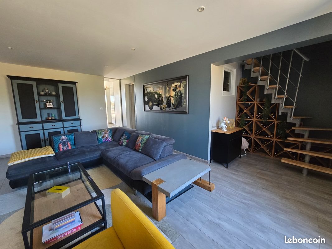 Maison à vendre, 121m², Sainte-Croix-du-Mont